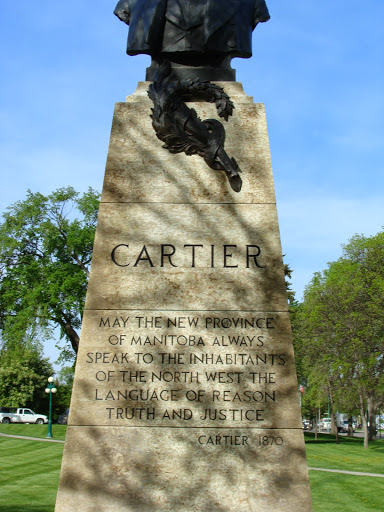 Georges-Etienne Cartier Statue