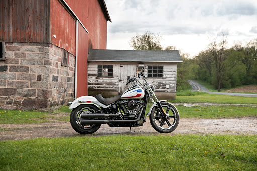 Harley-Davidson Dealer «Santa Clarita Harley-Davidson», reviews and photos, 21130 Centre Pointe Pkwy, Santa Clarita, CA 91350, USA