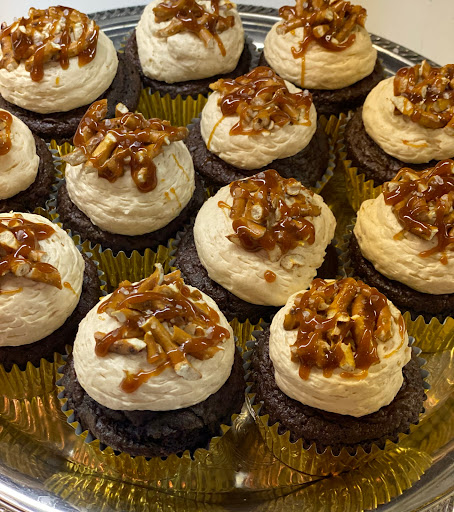 Coffee Shop «Tulipán Hungarian Pastry and Coffee Shop», reviews and photos, 122 S Market St, Wooster, OH 44691, USA