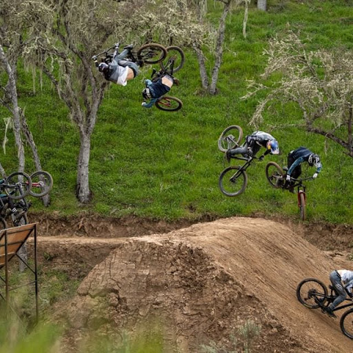 Bicycle Store «Trek Bicycle Store Greenville», reviews and photos, 1426 Laurens Rd, Greenville, SC 29607, USA