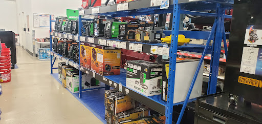 Hardware Store «Harbor Freight Tools», reviews and photos, 1600 N Jackson St STE 320, Tullahoma, TN 37388, USA