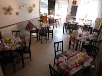 Atmosphère du Restaurant Le vieux four à Villiers-Sous-Mortagne - n°3