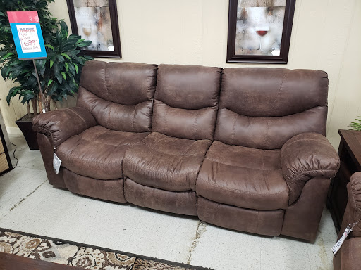 Furniture Store «Major Discount Furniture», reviews and photos, 504 Henslee Dr, Dickson, TN 37055, USA