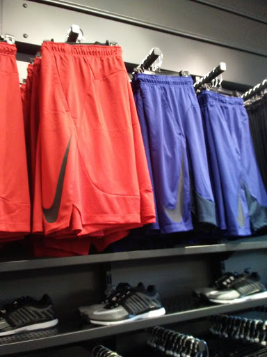 Clothing Store «Nike Factory Store», reviews and photos, 10746 Emerald Coast Pkwy #159, Destin, FL 32550, USA