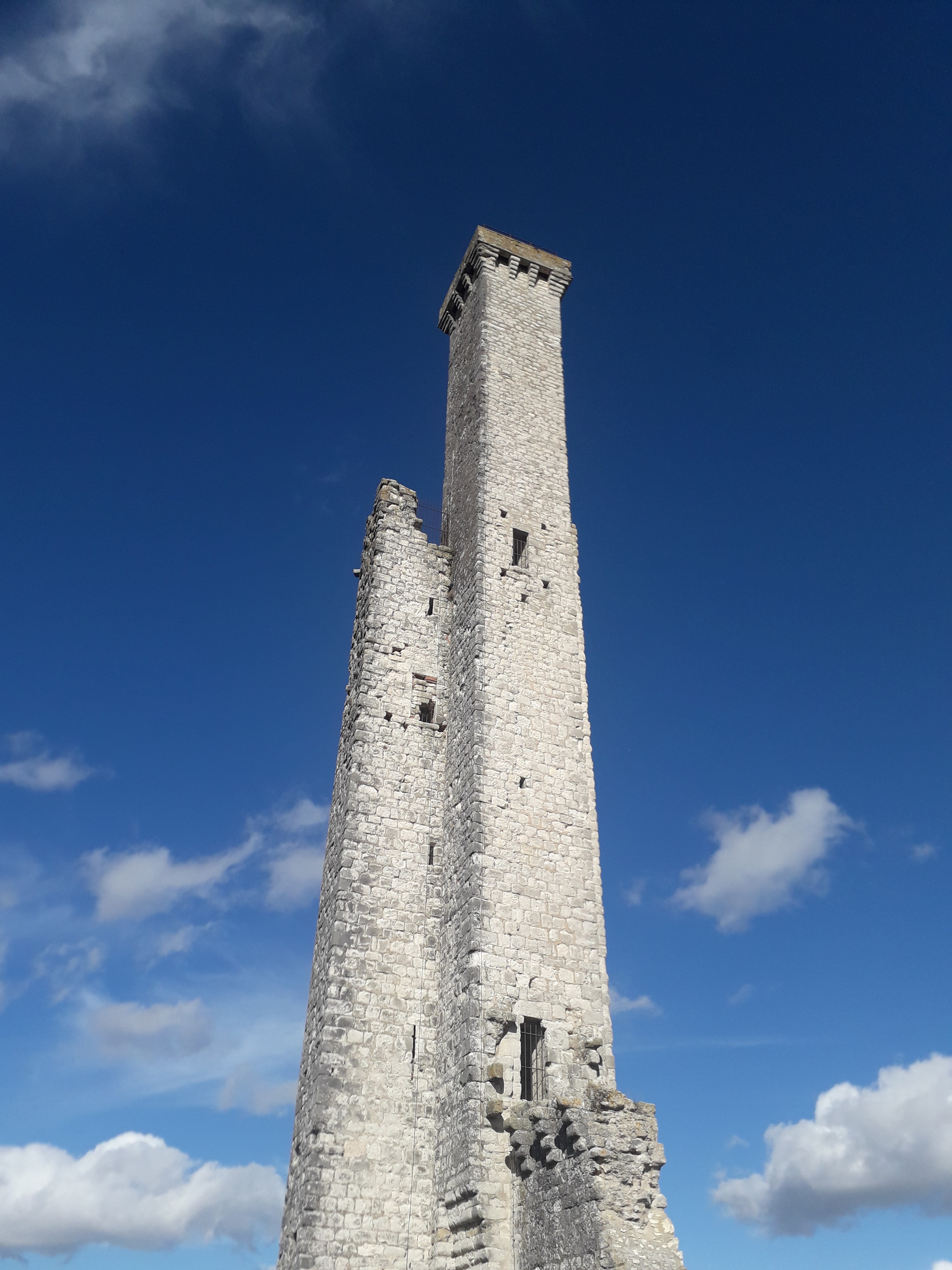 Photo n° 1 de l'avis de Fanettelb@gmail..o fait le 24/10/2023 à 15:00