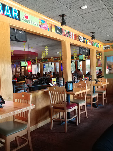 Applebee's Grill + Bar