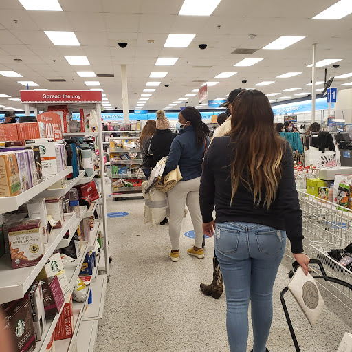 Clothing Store «Ross Dress for Less», reviews and photos, 201 University Oaks Blvd, Round Rock, TX 78664, USA