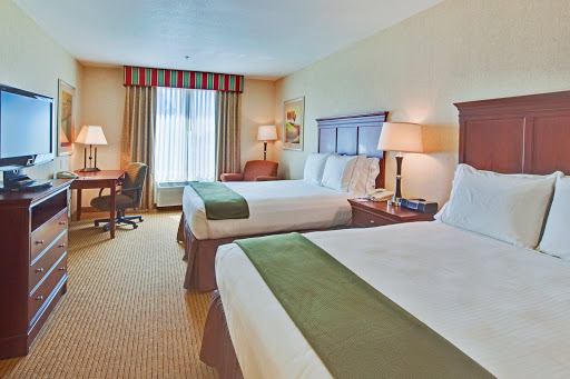Holiday Inn Express & Suites Porterville, an IHG Hotel image