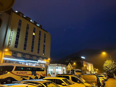 PARKING Paradise à Lourdes