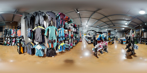 Boat Dealer «Action Water Sports», reviews and photos, 8051 N Old US Hwy 23, Fenton, MI 48430, USA