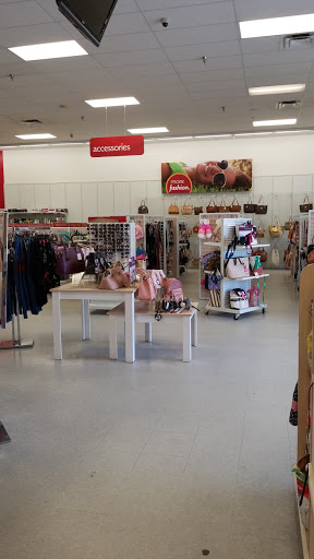 Department Store «Bealls Outlet», reviews and photos, 1468 N Woodland Blvd, DeLand, FL 32720, USA