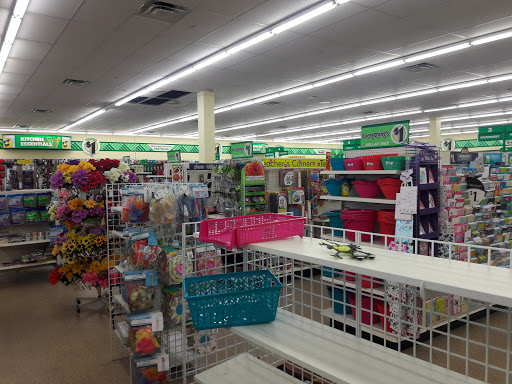 Dollar Store «Dollar Tree», reviews and photos, 1771 Ritchie Station Ct, Capitol Heights, MD 20790, USA