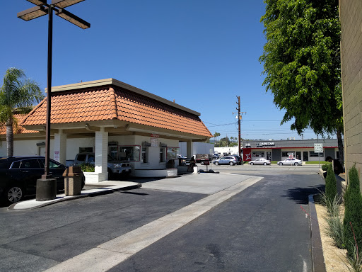 In-N-Out Burger image