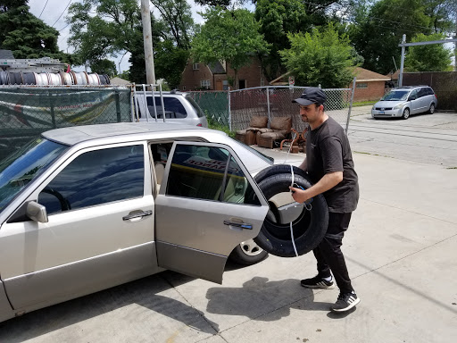 Auto Repair Shop «Chicago Discount Tires», reviews and photos, 3101 Mannheim Rd, Franklin Park, IL 60131, USA