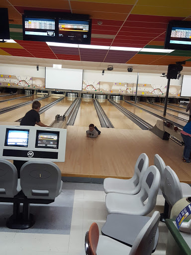 Bowling Alley «Bayberry Bowling Center», reviews and photos, 326 Main St, Spencer, MA 01562, USA