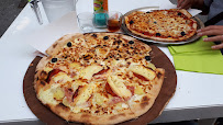 Plats et boissons du Pizzeria Pizza Saint cyp à Saint-Cyprien - n°3