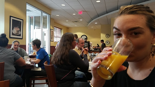 Breakfast Restaurant «Brunch Cafe», reviews and photos, 414 State Rte 31, McHenry, IL 60050, USA