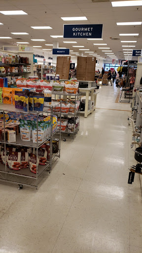 Department Store «Marshalls», reviews and photos, 351 N Frontage Rd, New London, CT 06320, USA