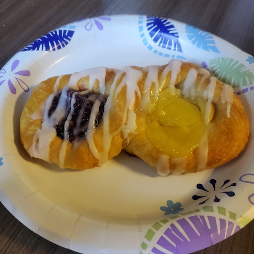 Coffee Shop «Donut King», reviews and photos, 151 Copeland St, Quincy, MA 02169, USA