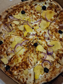 Plats et boissons du Pizzeria Crousty Pizza à Loos - n°5