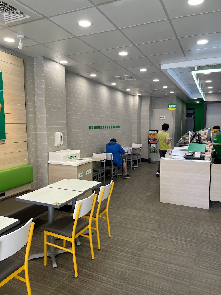 SUBWAY-新竹建新店 的照片