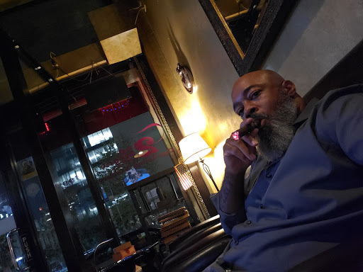 Cigar Shop «2nd Street Cigar Lounge and Gallery», reviews and photos, 124 W 2nd St, Los Angeles, CA 90012, USA