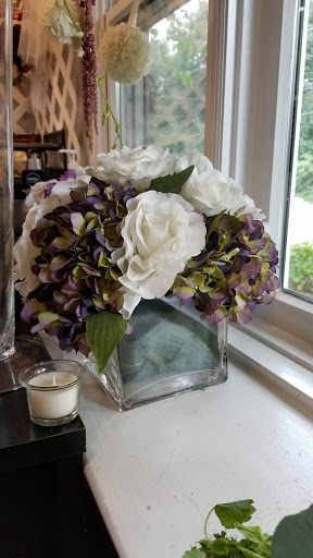 Florist «Flowers By Burton», reviews and photos, 426 Old Walt Whitman Rd, Melville, NY 11747, USA