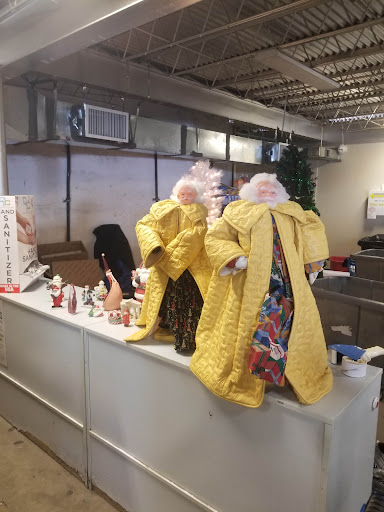 Donations Center «Goodwill», reviews and photos, 714 34th St, Lubbock, TX 79404, USA