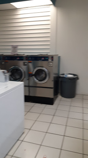 Laundromat «Waters Coin Laundry», reviews and photos, 7302 W Waters Ave, Tampa, FL 33634, USA