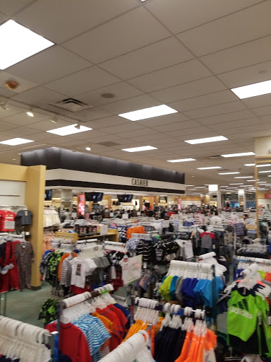 Department Store «Century 21 Department Store», reviews and photos, 61-35 Junction Blvd, Rego Park, NY 11374, USA