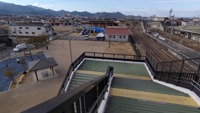 壬生川駅西広場