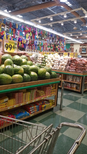 Supermarket «Vallarta Supermarkets», reviews and photos, 16107 Victory Blvd, Van Nuys, CA 91406, USA