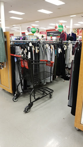 Department Store «T.J. Maxx», reviews and photos, 92 Cluff Crossing Rd, Salem, NH 03079, USA