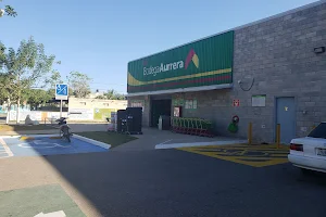 Mi Bodega Aurrera, Halachó image