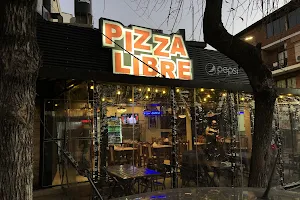 Pizza Libre image