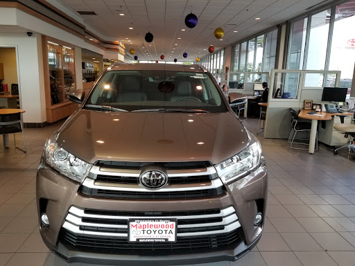 Toyota Dealer «Maplewood Toyota», reviews and photos, 2873 Maplewood Dr, Maplewood, MN 55109, USA