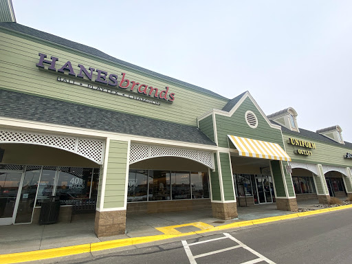 Outlet Mall «Tanger Outlet Howell», reviews and photos, 1475 N Burkhart Rd, Howell, MI 48855, USA