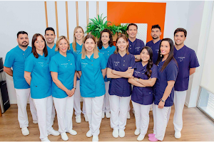 Clinica Dental Caser Valencia - Patraix image