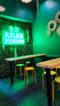 Atmosphère du Restauration rapide KROUSTY'N'WOK PÉRIGUEUX à Périgueux - n°3