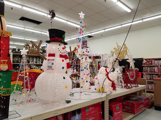 Discount Store «Big Lots», reviews and photos, 1255 Sunrise Hwy, Copiague, NY 11726, USA