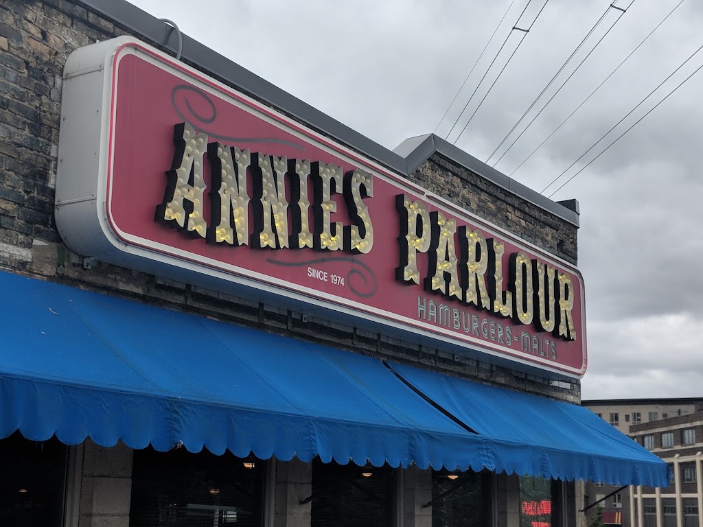 Annie's Parlour 55414