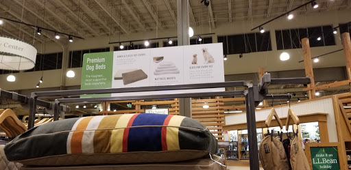 Clothing Store «L.L. Bean», reviews and photos, 60 Eastview Mall Dr, Victor, NY 14564, USA