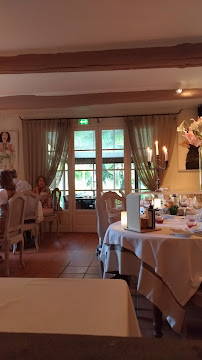 Atmosphère du Restaurant français La Table d'Yvan Restaurant St remy de provence à Saint-Rémy-de-Provence - n°13