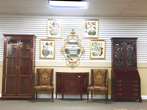 Stenella Antiques, 104 S 2nd St, Perkasie, PA 18944, USA, 