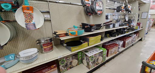 Discount Store «Big Lots», reviews and photos, 16100 E 10 Mile Rd, Eastpointe, MI 48021, USA