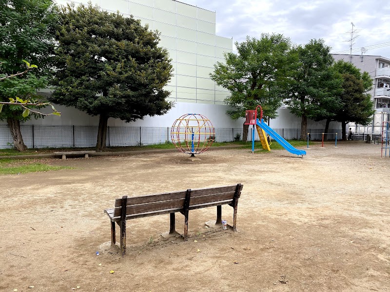 八幡児童公園