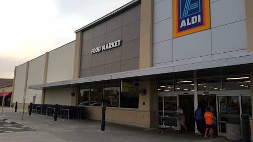 Supermarket «ALDI», reviews and photos, 8221 E 61st St s, Tulsa, OK 74133, USA