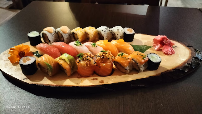 Sushi Castelo - Restaurante Japonês e Bar Horário de abertura