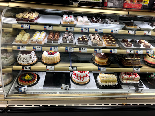 Shopping Mall «Ravenwood Shopping Center», reviews and photos, 910 Taylor Ave, Towson, MD 21286, USA