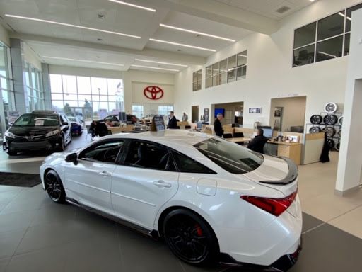 Toyota Dealer «Ed Martin Toyota», reviews and photos, 5500 S Scatterfield Rd, Anderson, IN 46013, USA